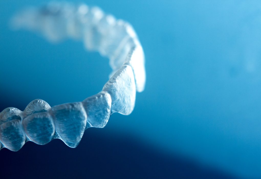 How Invisalign Aligners Maintain Better Oral Hygiene Throughout Your Orthodontic Treatment