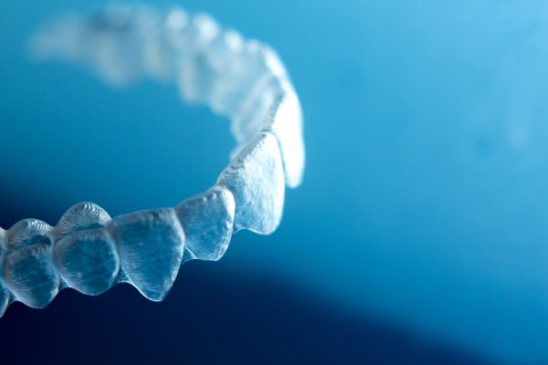 How Invisalign Aligners Maintain Better Oral Hygiene Throughout Your Orthodontic Treatment